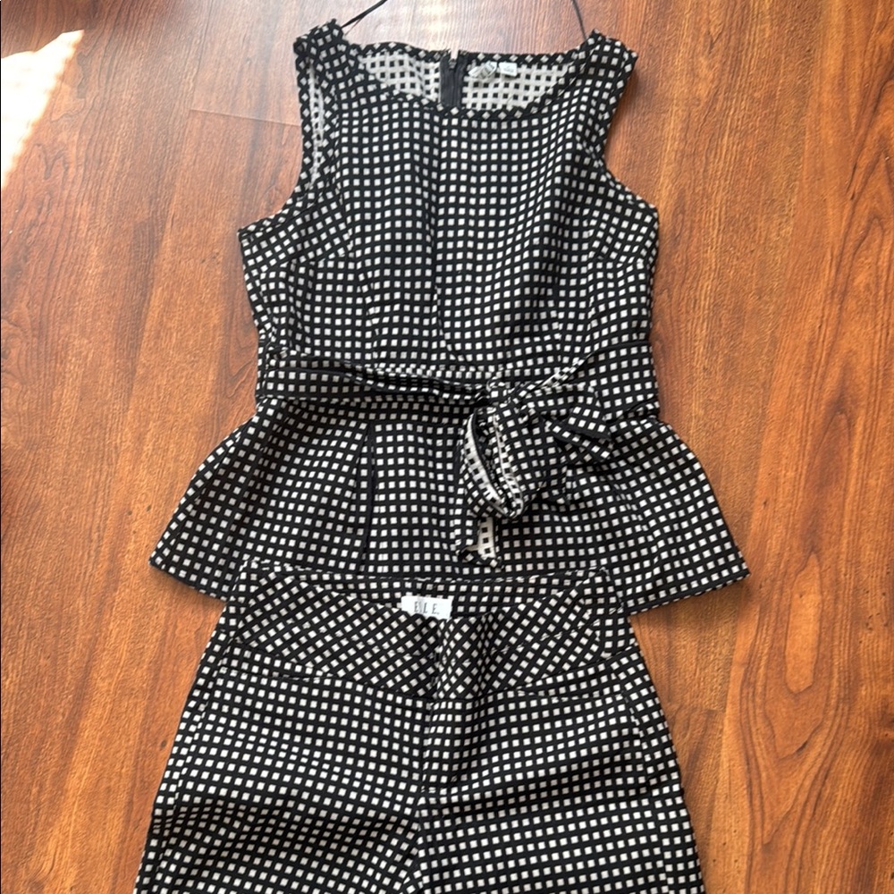 Black and White Checkered Sleeveless Top and Pants Set, top M bottom 2